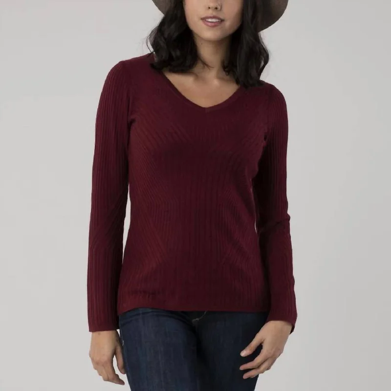 Coco V-Neck Sweater in Damson Sweater Knitwear Pullover