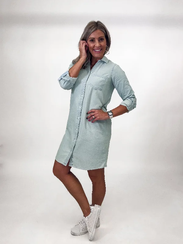 Fatina Button Down Denim Dress, Light Wash