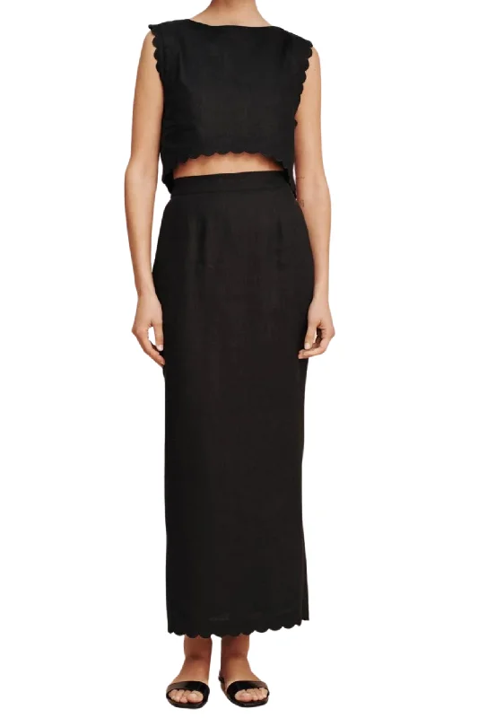 Zayla Pencil Skirt in Black ribbed skirt waist